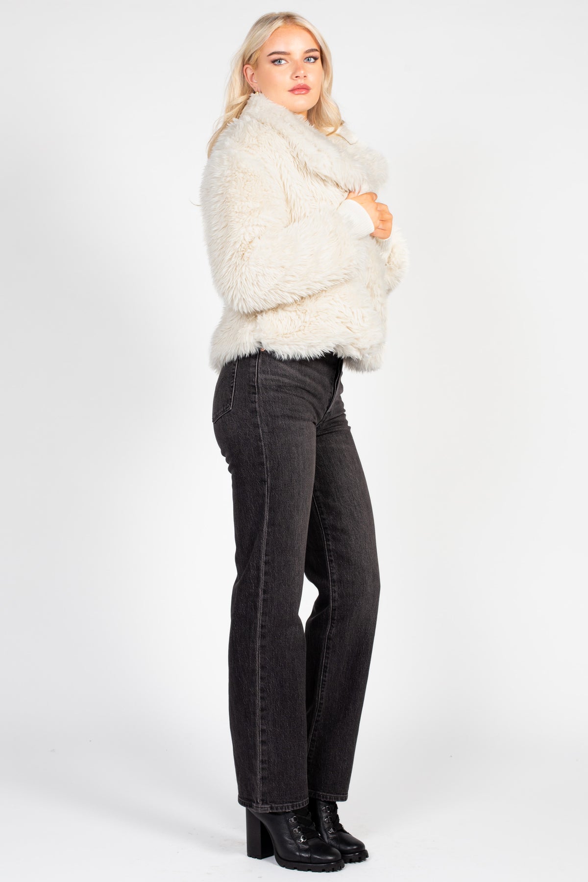 Iryna Collared Faux Fur Shaggy Jacket