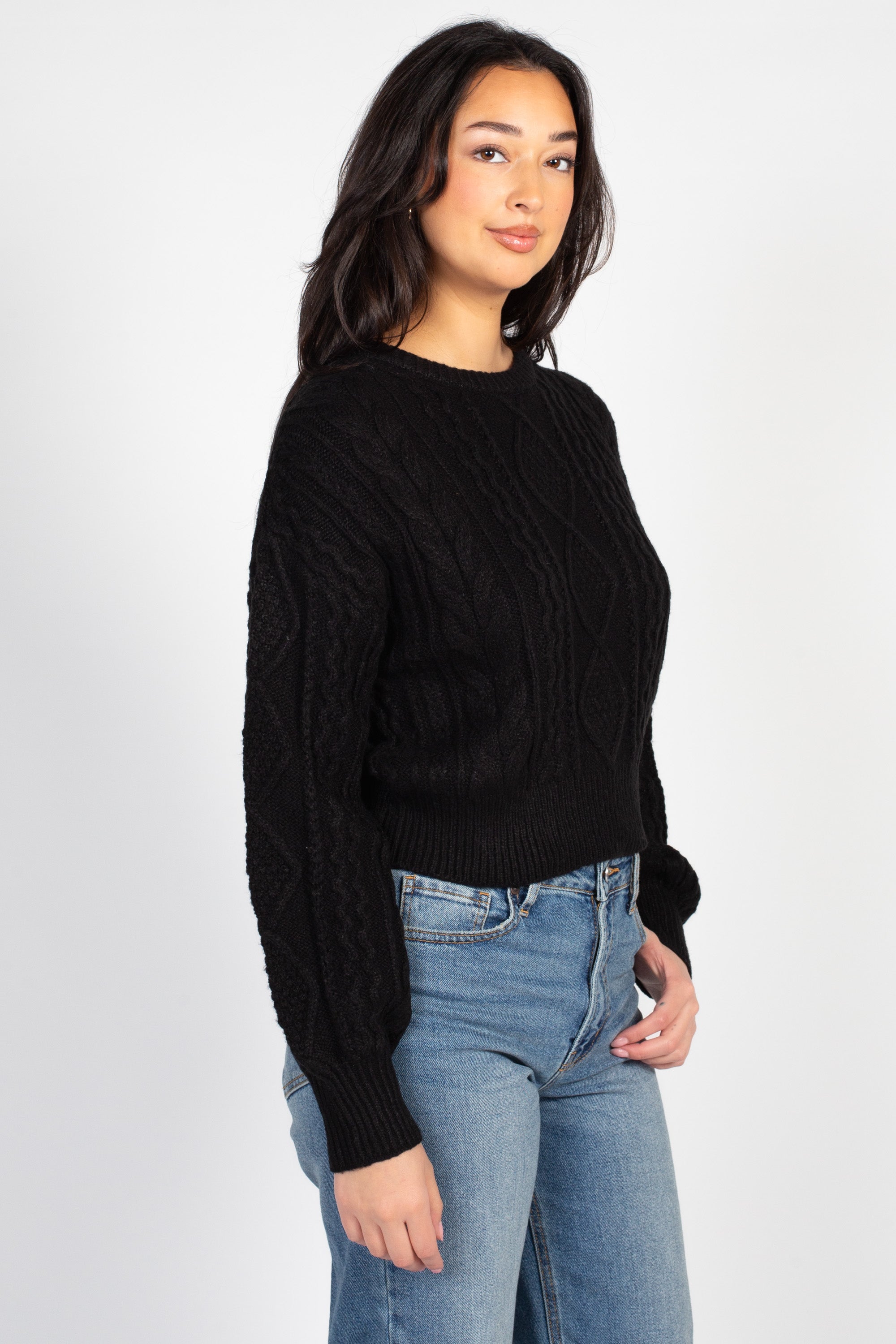Tori Classic Cable Knit Cropped Sweater – honey