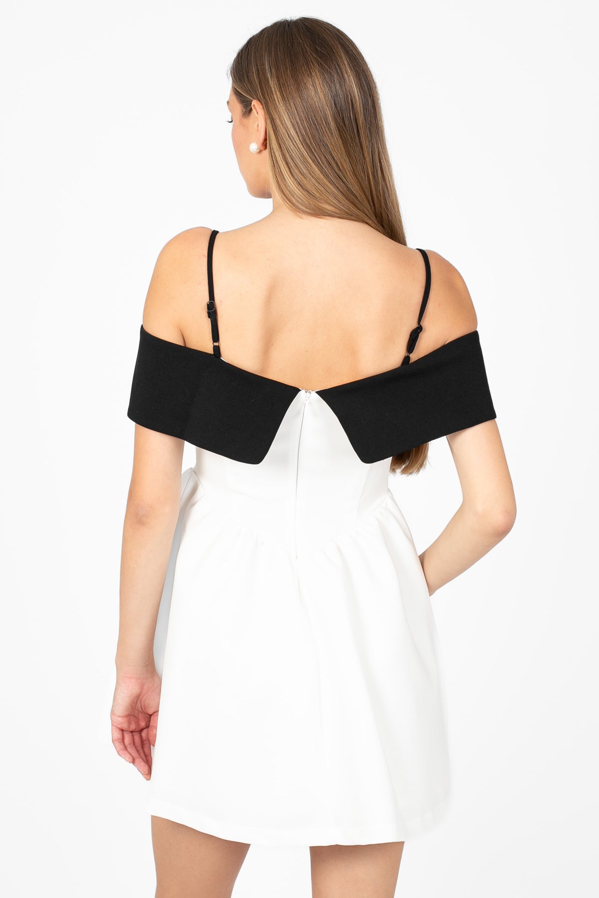 Nola Bow Contrast Mini Dress - honey